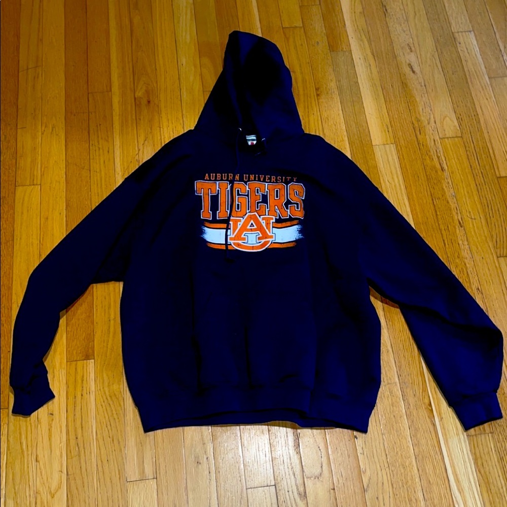 Auburn tigers hoodie, woman’s 2xl, Mens medium